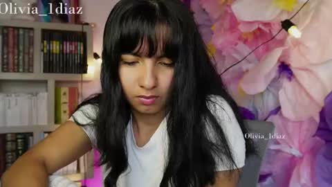 Olivia Diaz  OnlyFans olivia diaz online show from July 31, 4:02 pm