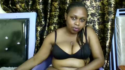 sweet_peach12 online show from August 12, 9:00 am