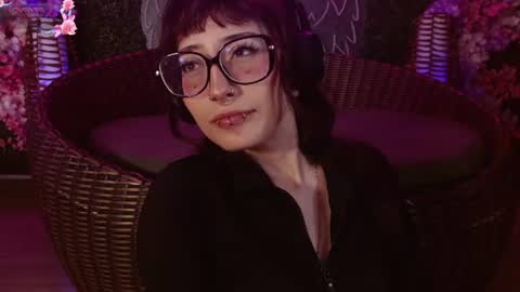 Roxanee online show from August 11, 11:51 pm
