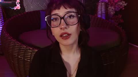 Roxanee online show from August 12, 2:03 am