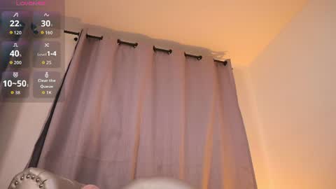 sweet_sammy_7 online show from July 28, 5:46 am