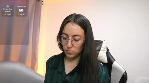 sweet_sammy_7 online show from August 5, 3:37 am