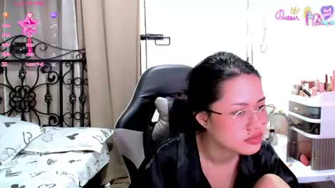 Leah online show from August 2, 1:23 am