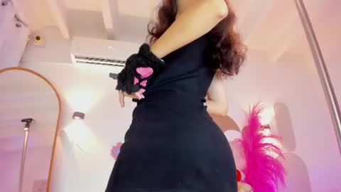 Valentine online show from August 14, 5:16 pm