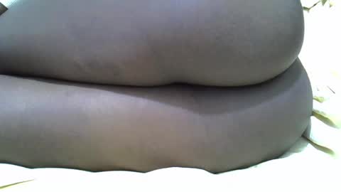 sweet_veebouset online show from July 9, 1:05 pm