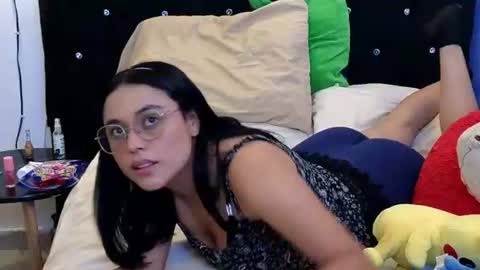  Sweet  online show from August 4, 9:45 pm