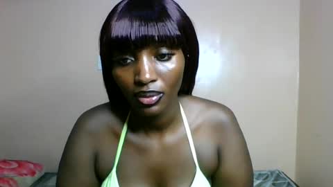 zuri online show from August 12, 9:39 pm