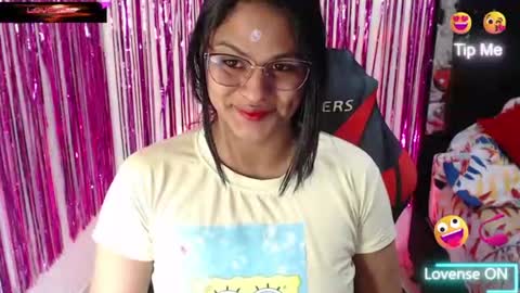 sweetalmaa online show from August 1, 2:23 pm