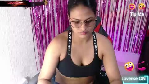 sweetalmaa online show from August 15, 4:55 pm