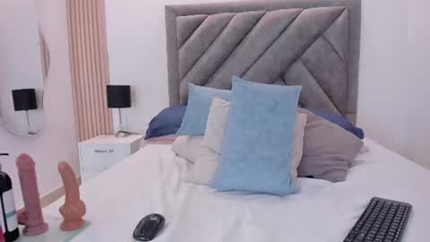 ANDY  online show from August 12, 6:43 pm