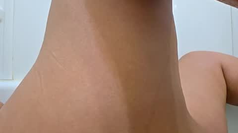 sweetbabe4u27 online show from August 17, 2:00 pm
