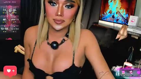 BELLA online show from July 27, 5:07 pm
