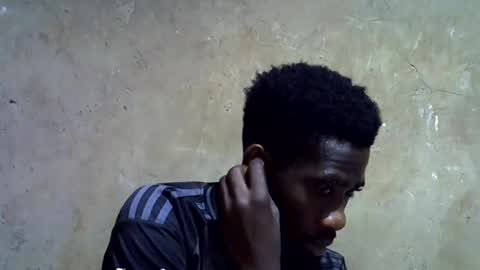 sweetboy844188 online show from August 15, 12:25 am
