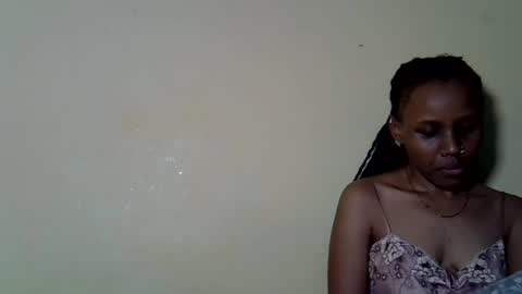sweetcandy757614 online show from August 11, 9:44 am
