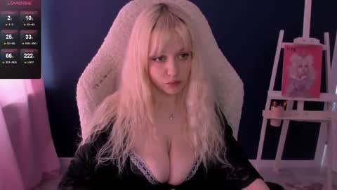 sweetcheecksmolly online show from May 26, 2:40 pm