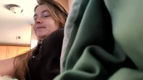 sweetcherrypie2 online show from August 8, 5:57 pm