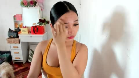 sweetcummer27 online show from August 8, 12:43 am