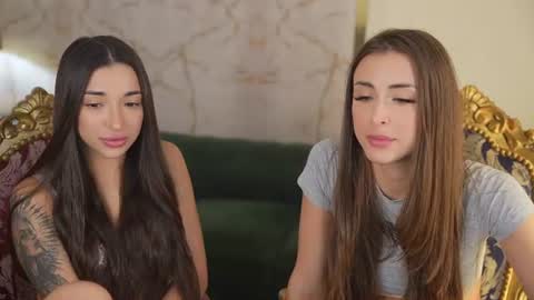Amelia online show from July 31, 1:39 pm