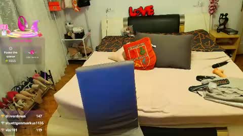 Sweetdevil0810 online show from August 13, 11:08 pm