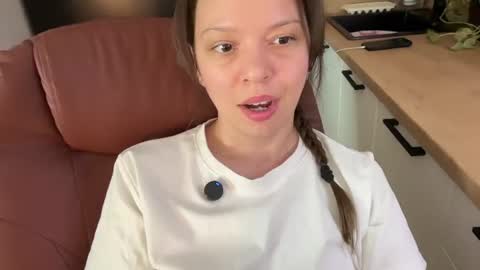 Vicktorious online show from August 3, 8:16 pm