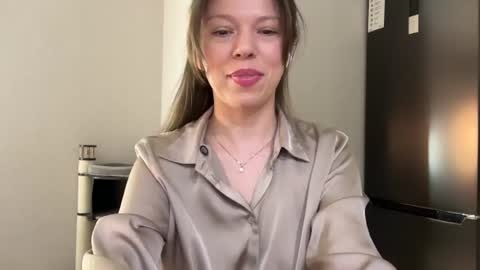 Vicktorious online show from August 6, 5:45 pm