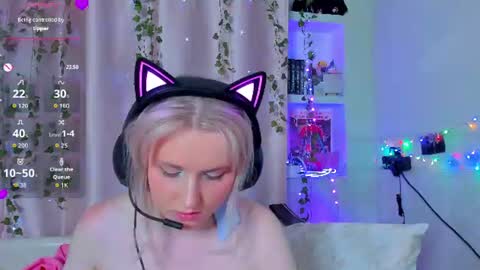 sweeteRose online show from September 6, 3:40 pm