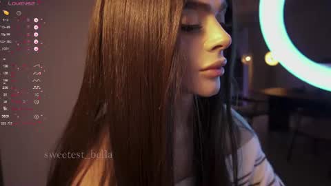 Bella online show from July 22, 11:18 pm
