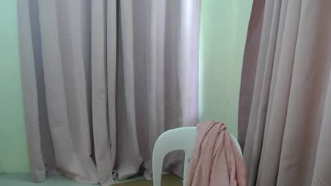 sweethoney_rhea online show from July 31, 4:41 am