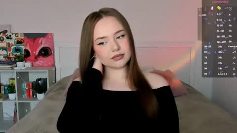 Hannah online show from June 28, 2:09 pm