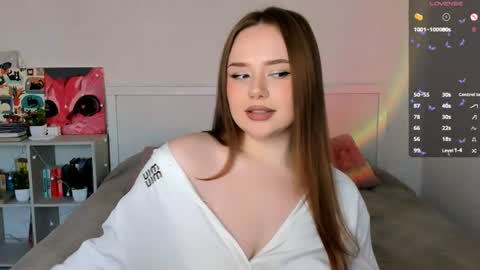 Hannah online show from July 5, 3:26 pm