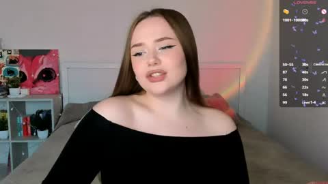 Hannah online show from July 9, 3:50 pm
