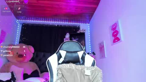   online show from August 15, 6:06 am
