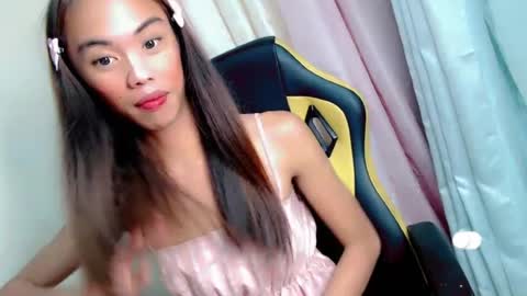sweetie_lilah online show from August 31, 3:57 pm