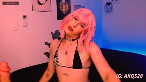SWEETJAMES  online show from April 23, 5:22 am