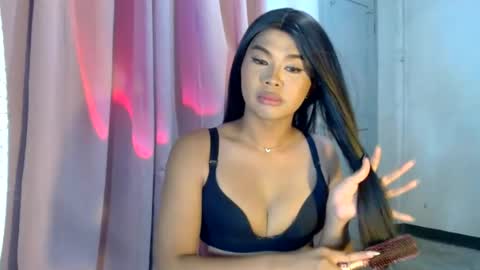 sweetkandy20 online show from August 9, 3:02 pm