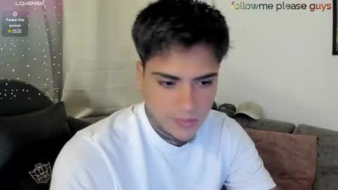 SWEETLATINBOY  online show from August 8, 10:59 am