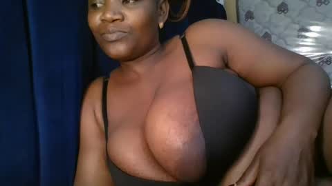 sweetlexier online show from July 25, 11:58 am