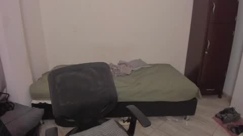 sweetlian_04 online show from May 7, 4:46 am