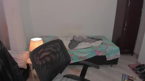 sweetlian_04 online show from May 8, 1:18 am