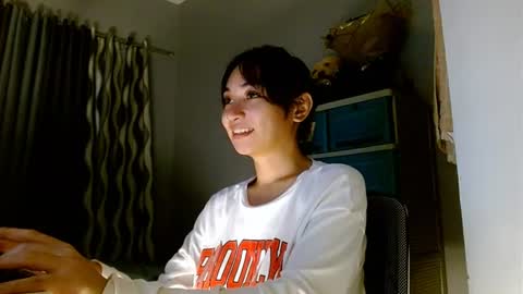 Lilly online show from August 6, 5:17 am