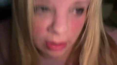Lisa  online show from August 15, 12:31 pm