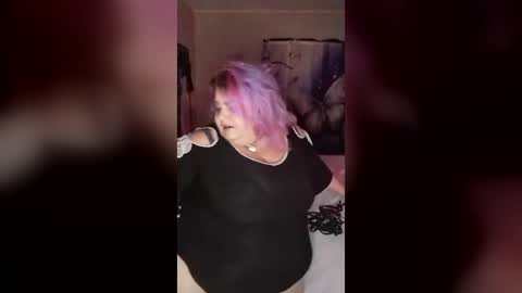 sweetlolajean online show from September 5, 12:37 am