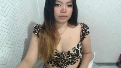 NICOLE online show from July 17, 2:11 am