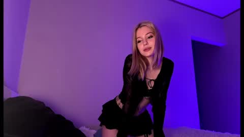 May online show from August 15, 3:38 pm
