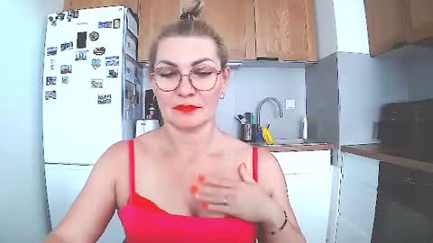 sweetmarthaaa online show from July 14, 8:18 am
