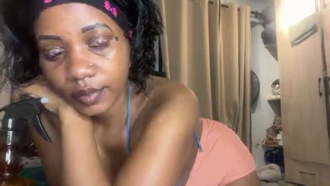 sweetnia754136 online show from August 23, 12:06 am