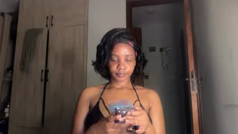 sweetnia754136 online show from August 23, 11:45 pm