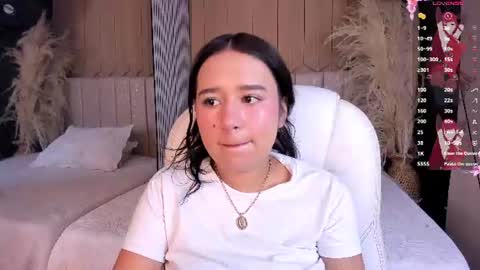 Sweet Nova online show from August 5, 11:47 pm