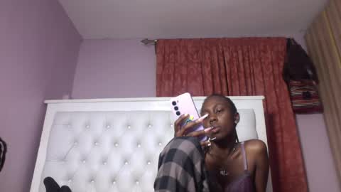 Novah girlie online show from August 12, 9:50 pm