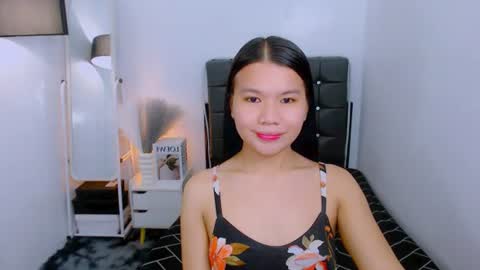 sweetnwildts online show from July 29, 2:13 pm